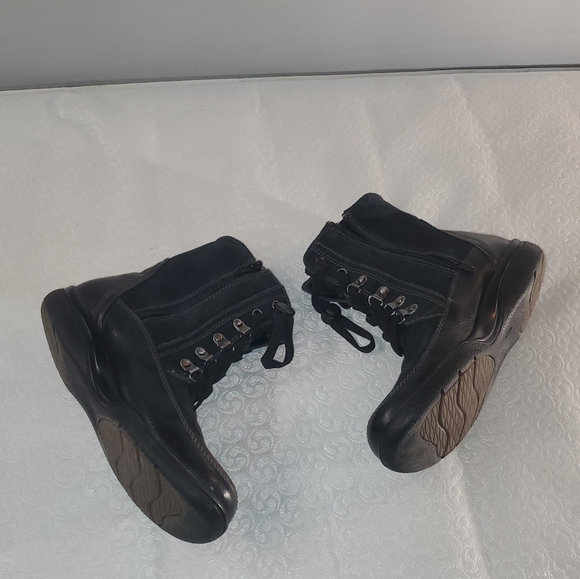 Clarks Kearns Sirena Black Boots - Picture 5 of 9